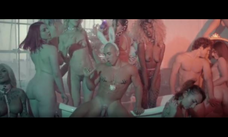 Candy Ken é o rapper mais pornográfico do mundo