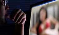 O mercado do sexo virtual e as burlas no Skype